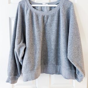 GAP Heather Gray Crew Neck Fleece Sweater Size XXL,PTP 27” Cozy Loungewear Style